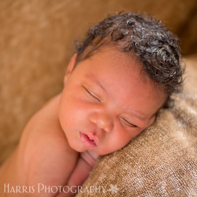 African-American-baby-photoshoot-gold-backdrop